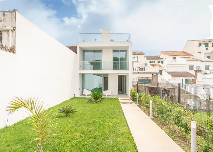 Oceanside West Apartment