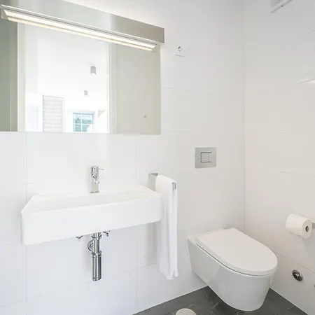 Oceanside West * Понта-Делгада