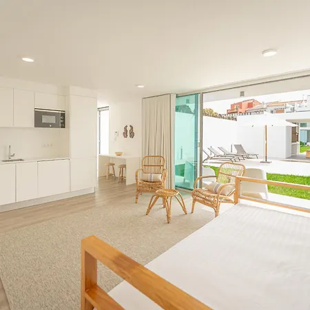 Oceanside West Апартаменты *